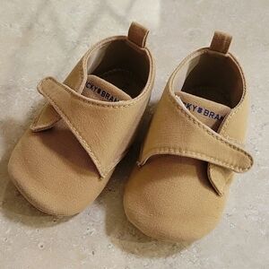Baby Lucky Brand slipnon shoes
